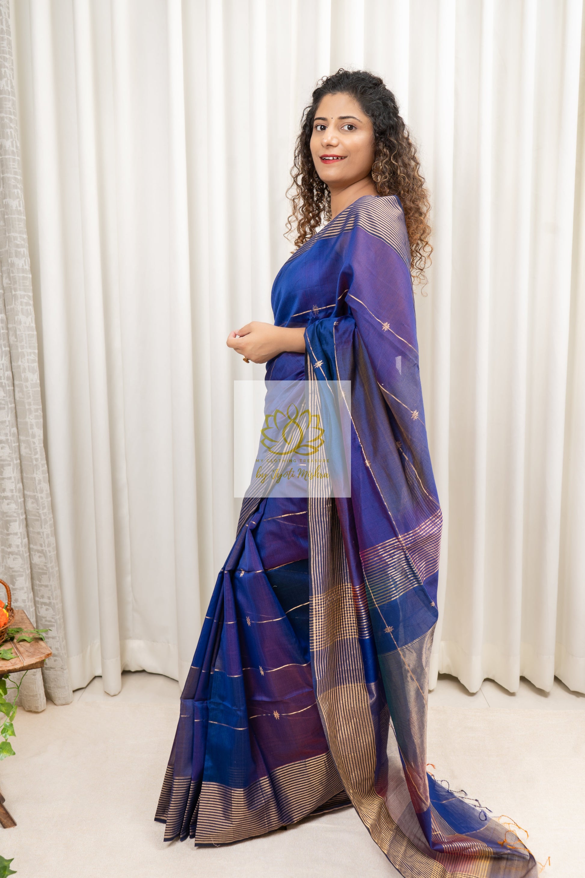 Maheshwari Silk Cotton Ombre Saree - Deep Blue