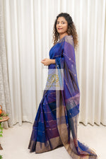 Load image into Gallery viewer, Maheshwari Silk Cotton Ombre Saree - Deep Blue
