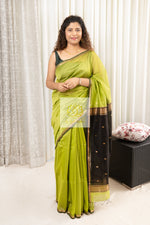 Load image into Gallery viewer, Maheshwari Silk Cotton Saree - Lime Green
