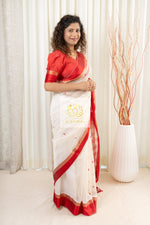 Load image into Gallery viewer, Maheshwari Silk Cotton Saree - Off White- Red
