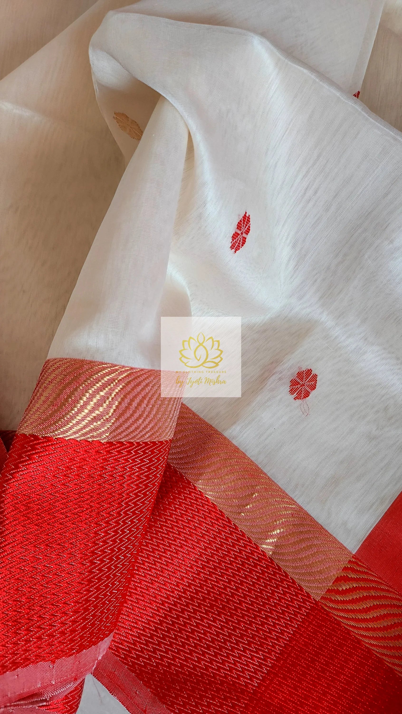 Maheshwari Silk Cotton Saree - Off White- Red