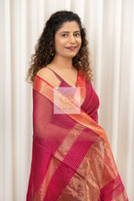 Load image into Gallery viewer, Maheshwari Silk Cotton Zari Checks Saree - Magenta
