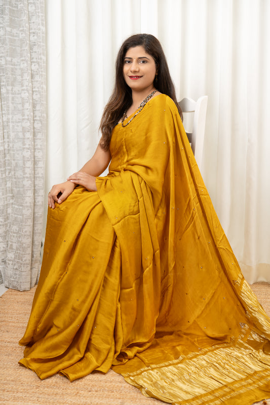 Mirror work on Modal- Mustard