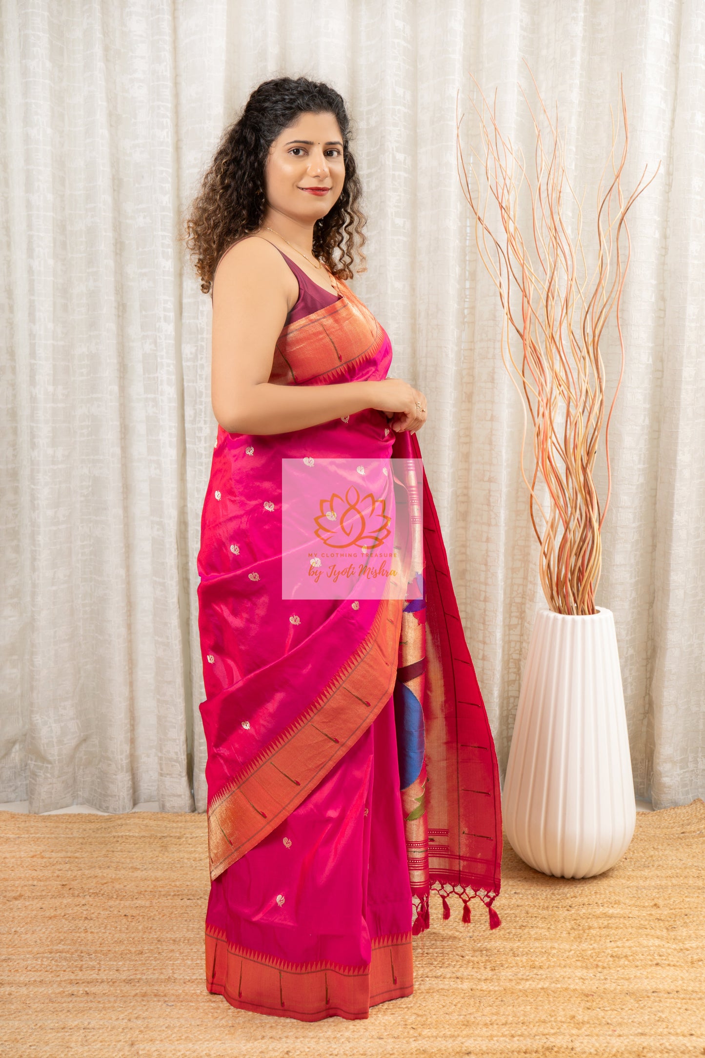Muniya Border Pure Silk Paithani Saree With Peacock Palla Saree