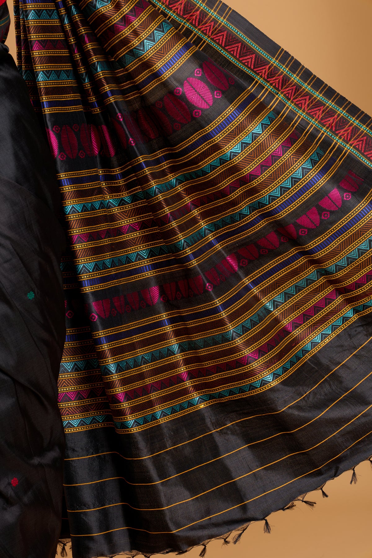 Exclusive Odisha Ikkat Dongria Pure Silk Saree