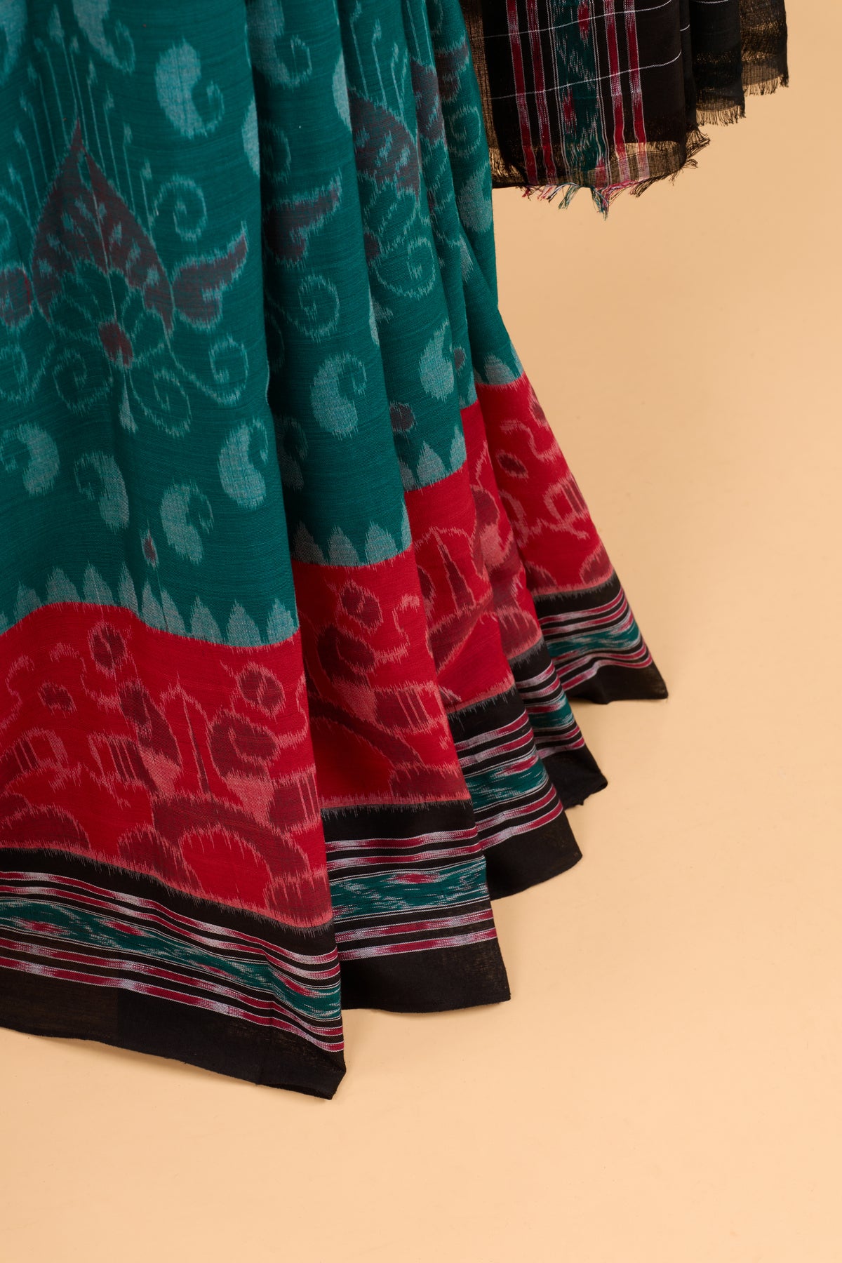 Odisha Ikkat Khandua Cotton Saree - Rama Green