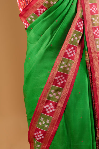 Exclusive Odisha Ikkat Pasapali Border Khandua Silk Saree - Green & Red