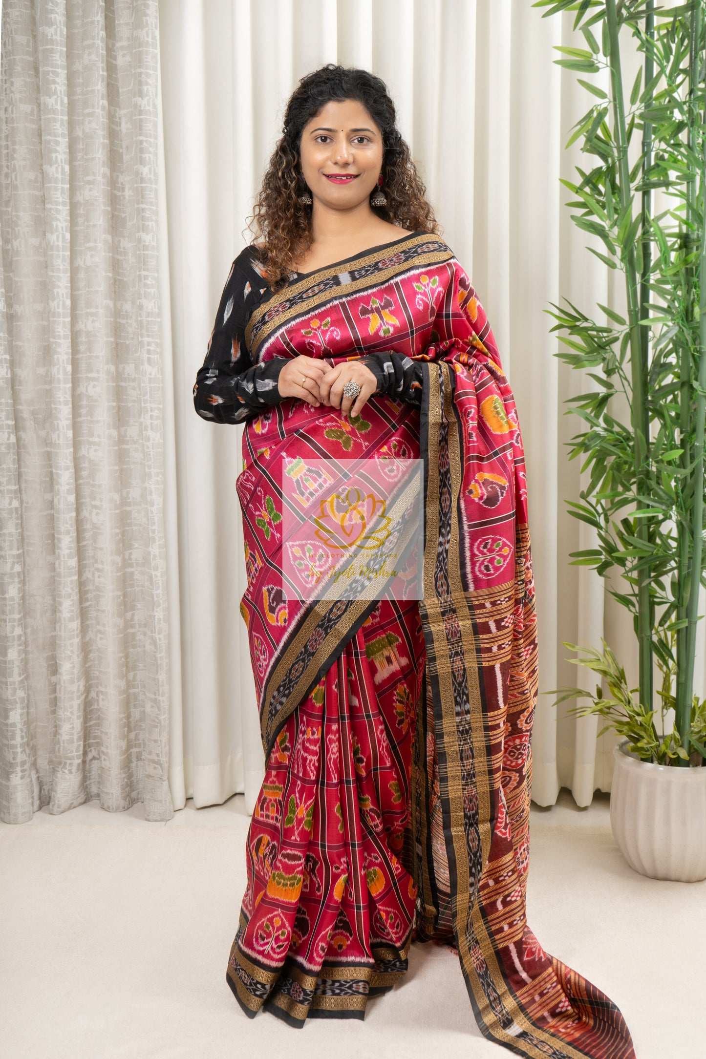 Nabakothi Khandua Silk Saree: Pink Saree