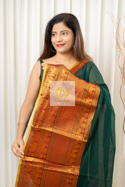 Narayanpet Mercerized Cotton Saree With Zari Border - Green 2