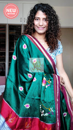 Load image into Gallery viewer, Nath Embroidery Traditional Maroon Border Khun Saree - Bottle Green
