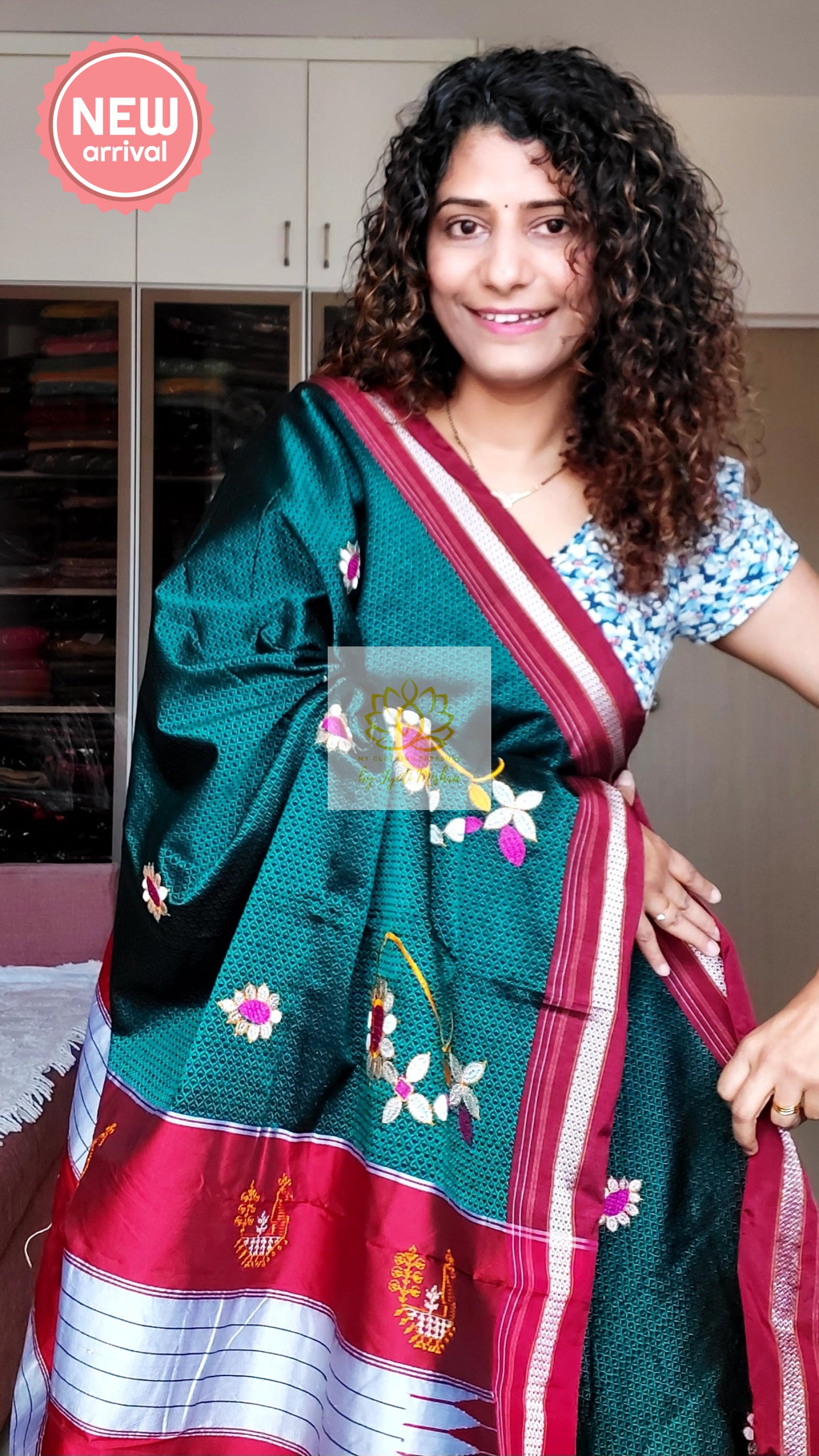 Nath Embroidery Traditional Maroon Border Khun Saree - Teal Green