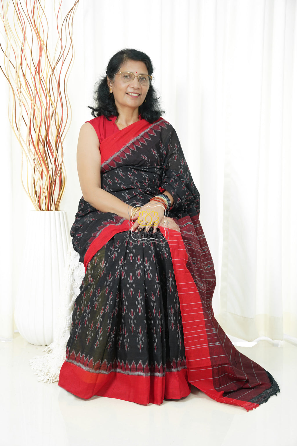 Odisha Ikkat Khandua Cotton Saree- Black Red Saree