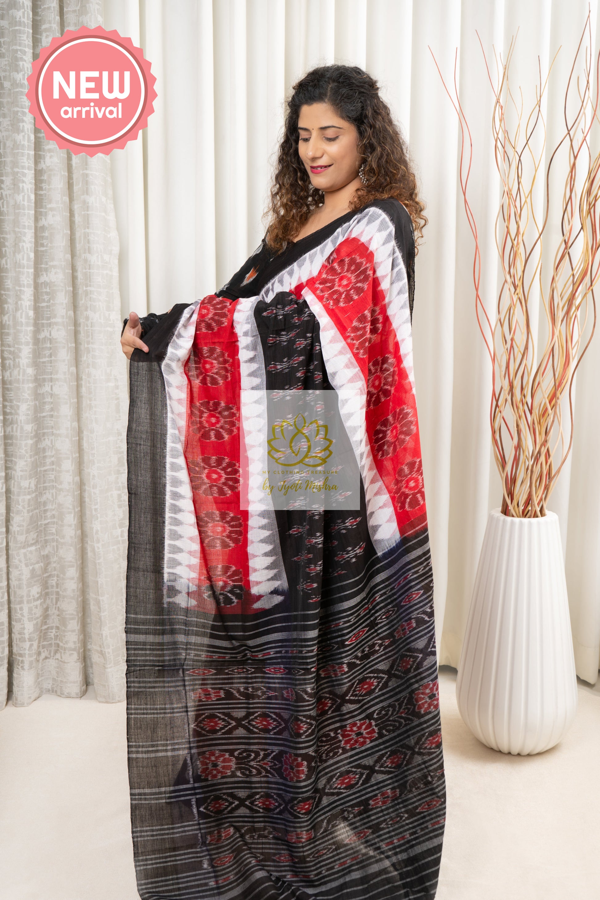 Odisha Ikkat Khandua Cotton Saree - Black-White-Red