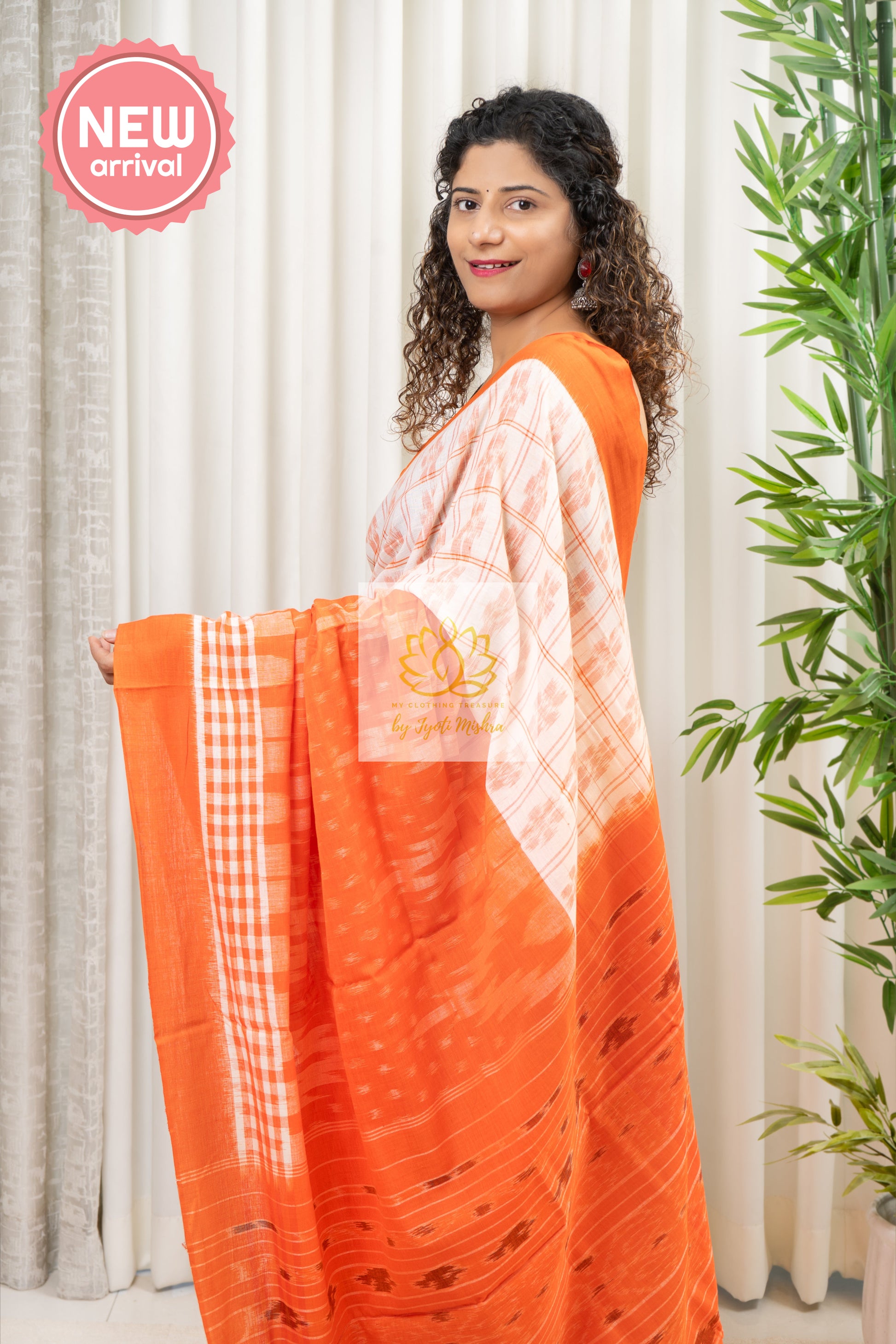 Odisha Ikkat Khandua Cotton Saree- Orange And White Saree