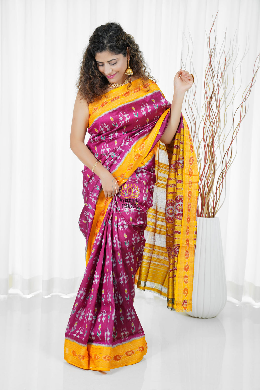 Odisha Ikkat Khandua Silk Saree - Magenta