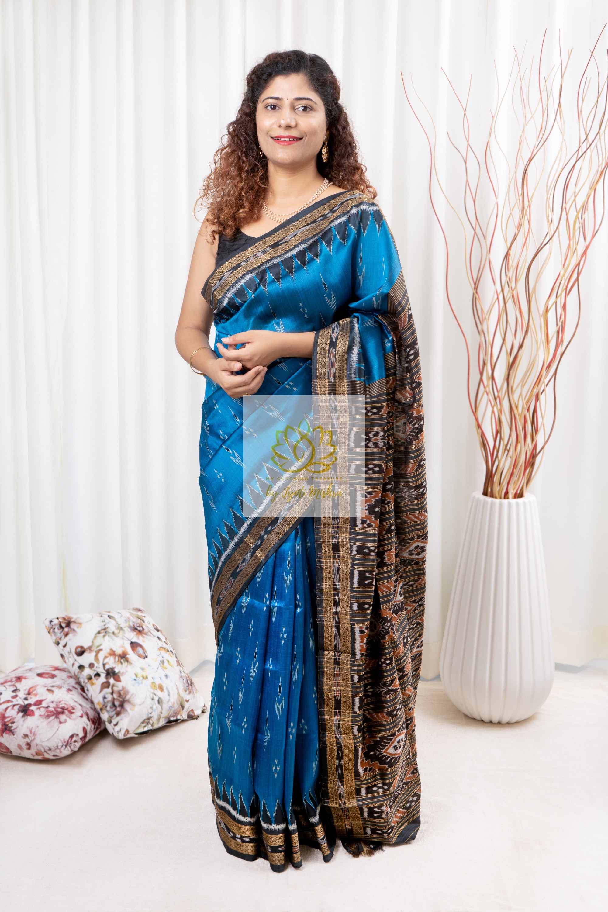 Odisha Ikkat Khandua Silk Saree - Mayura Chandrika- Cyan And Black