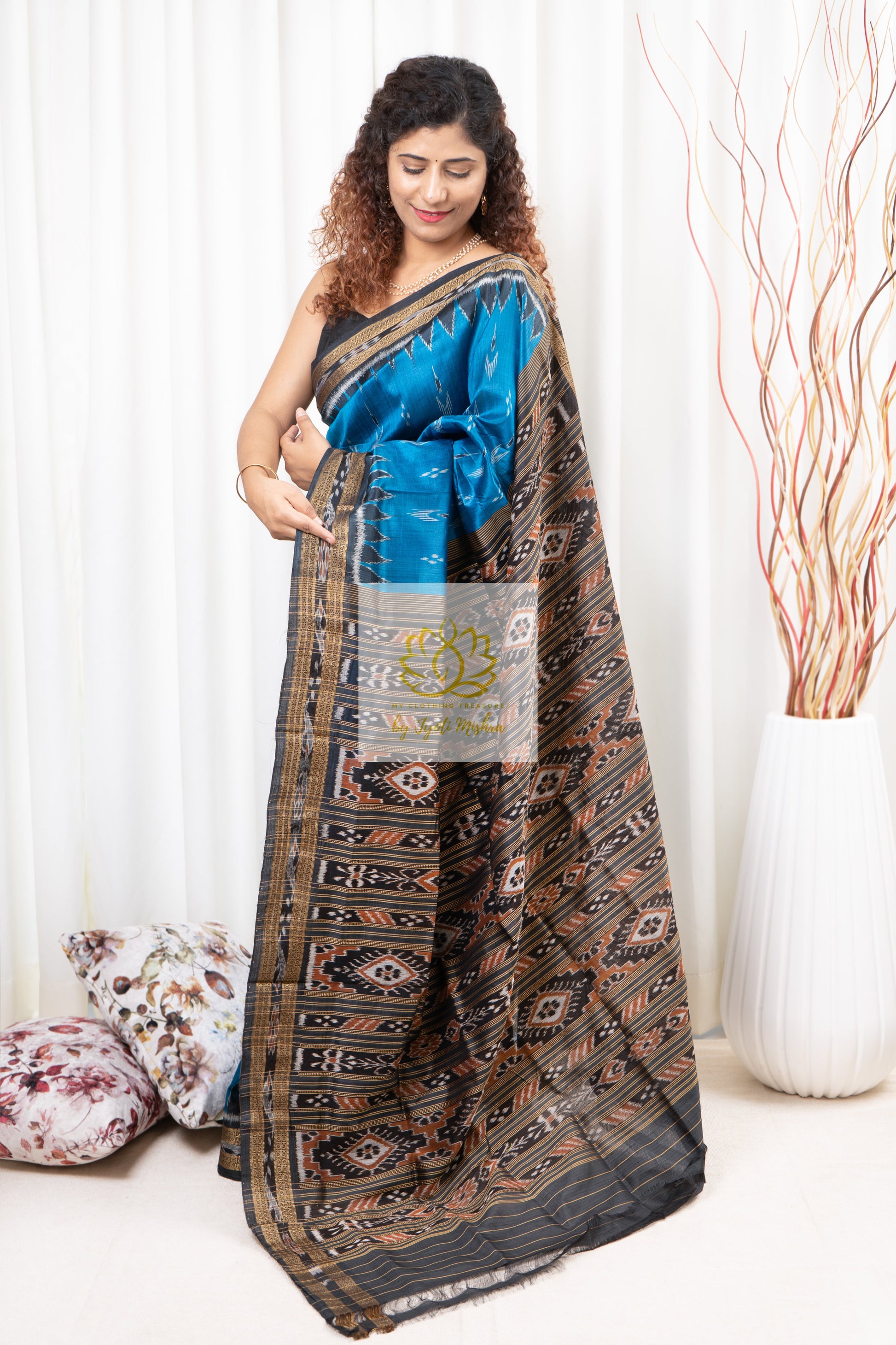 Odisha Ikkat Khandua Silk Saree - Mayura Chandrika- Cyan And Black