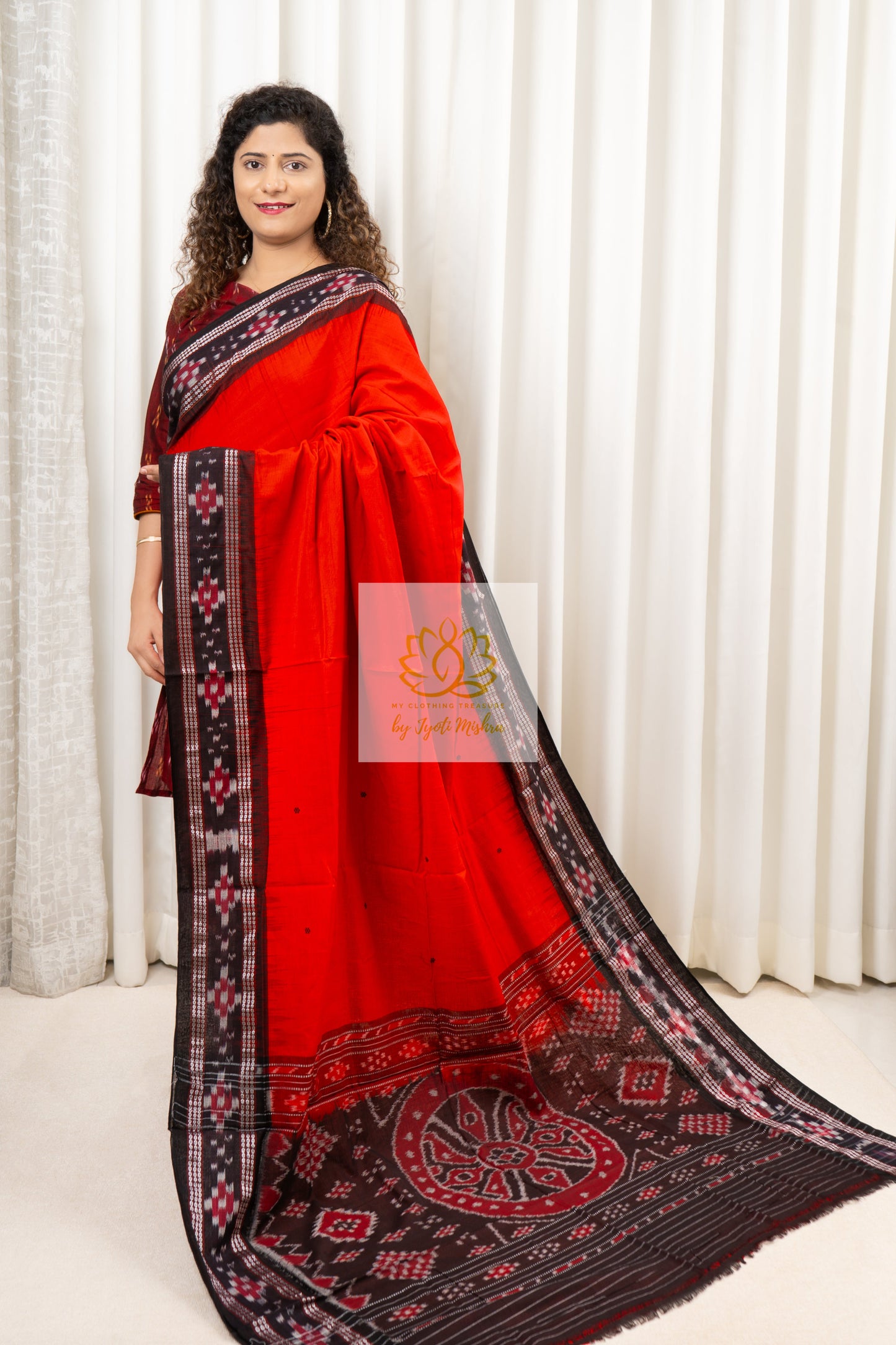 Plain Body Khandua Cotton Saree - Red