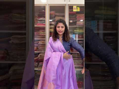 Handwoven Gadwal Pure Silk Saree - Lavender