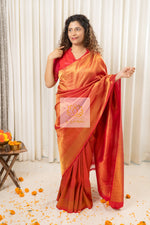 Load image into Gallery viewer, Pure Kanjivaram Silk Saree- Gold Pink
