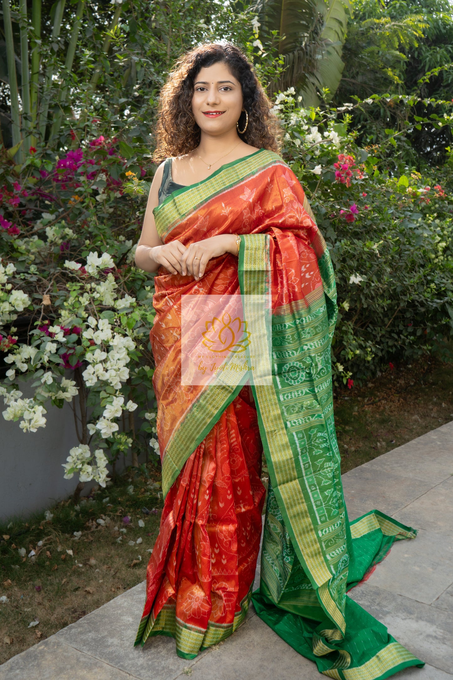 Sambalpuri Ikkat Pure Silk Tissue Pata Saree- Dual Tone Red Saree