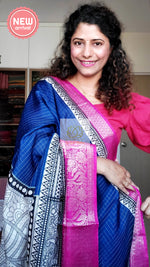 Load image into Gallery viewer, Zari Checks Dola Silk Saree - Navy
