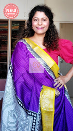 Load image into Gallery viewer, Zari Checks Dola Silk Saree - Purple
