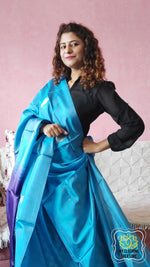 Load image into Gallery viewer, Handwoven Banana Pith Silk Saree- Blue And Indigo Saree
