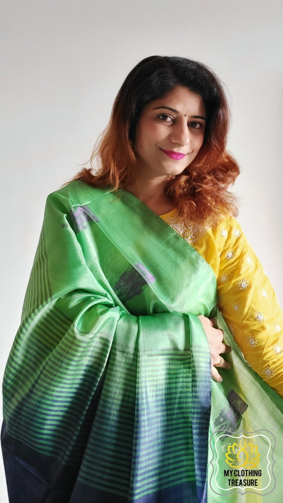 Handwoven Banana Pith Silk Saree- Fresh Green And Navy Saree