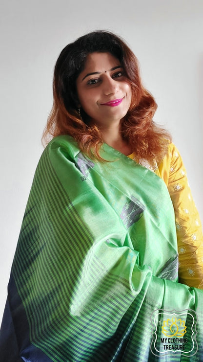 Handwoven Banana Pith Silk Saree- Fresh Green And Navy Saree