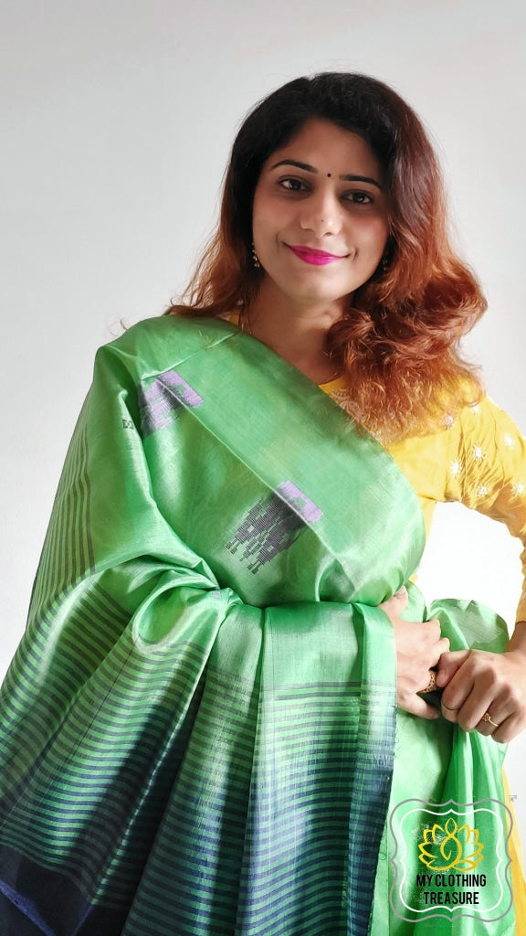 Handwoven Banana Pith Silk Saree- Fresh Green And Navy Saree