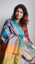 Load image into Gallery viewer, Handwoven Banana Pith Silk Saree- Shot Gold-Blue And Green Saree
