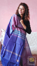 Load image into Gallery viewer, Handwoven Banana Pith Silk Saree- Shot Pink And Blue Saree
