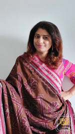 Load image into Gallery viewer, Odisha Ikkat Khandua Cotton Saree - Brown &amp; Red
