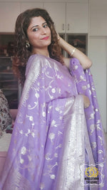 Load image into Gallery viewer, Organza Banarasi Saree- Lavender Saree
